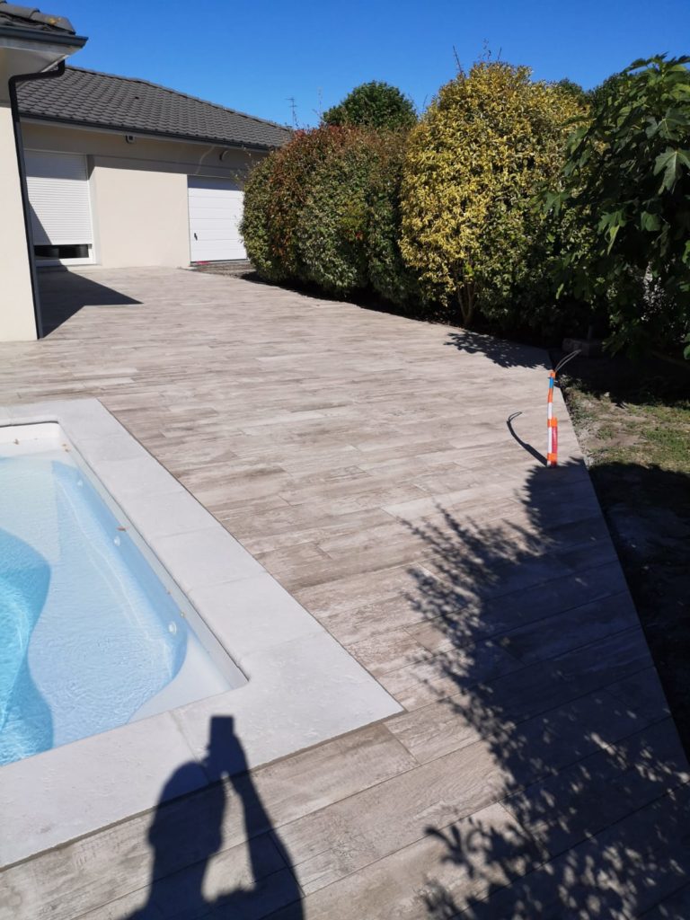 carrelage terrasse piscine